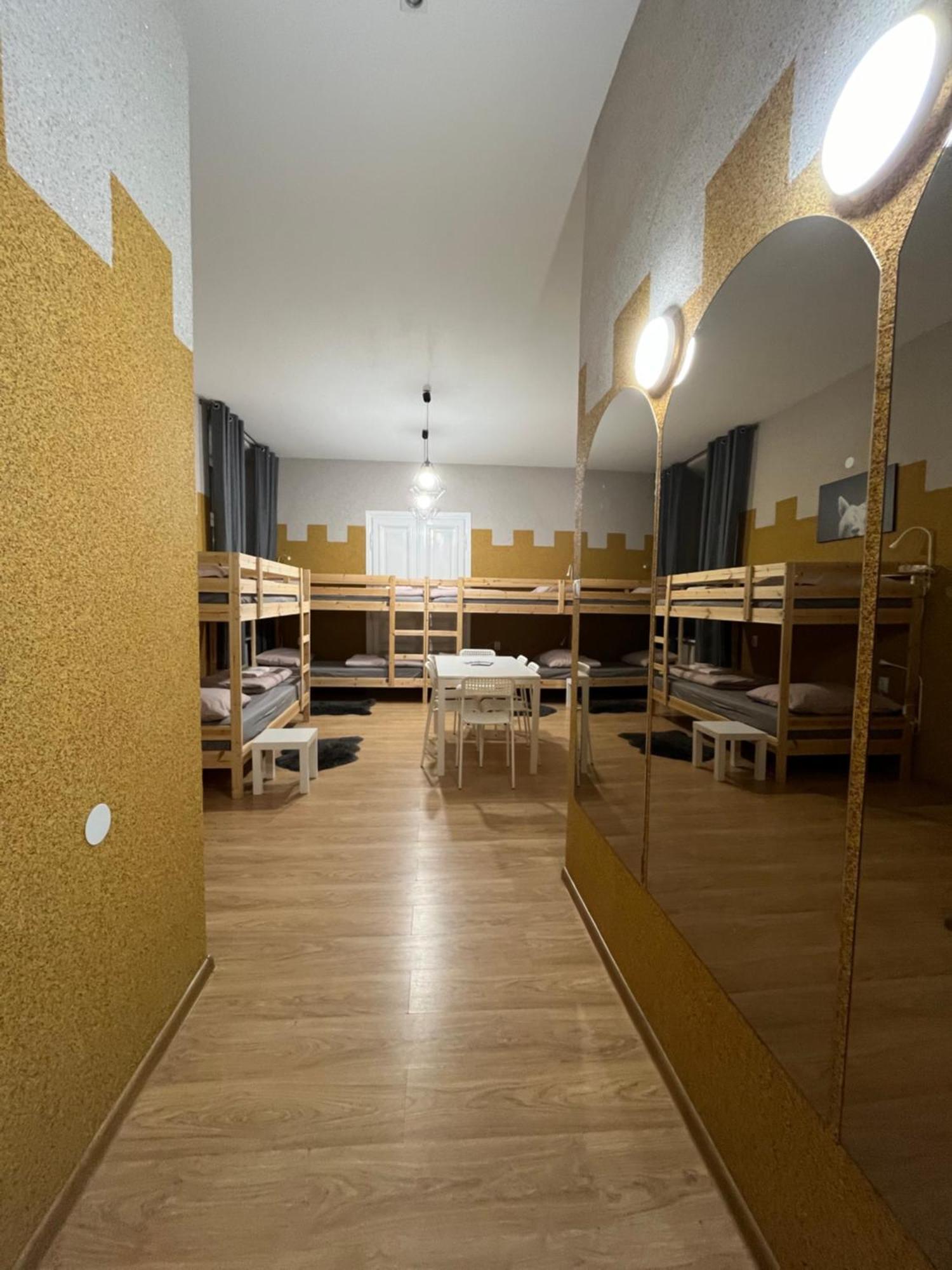 Girls Hostel Cracovia Exterior foto