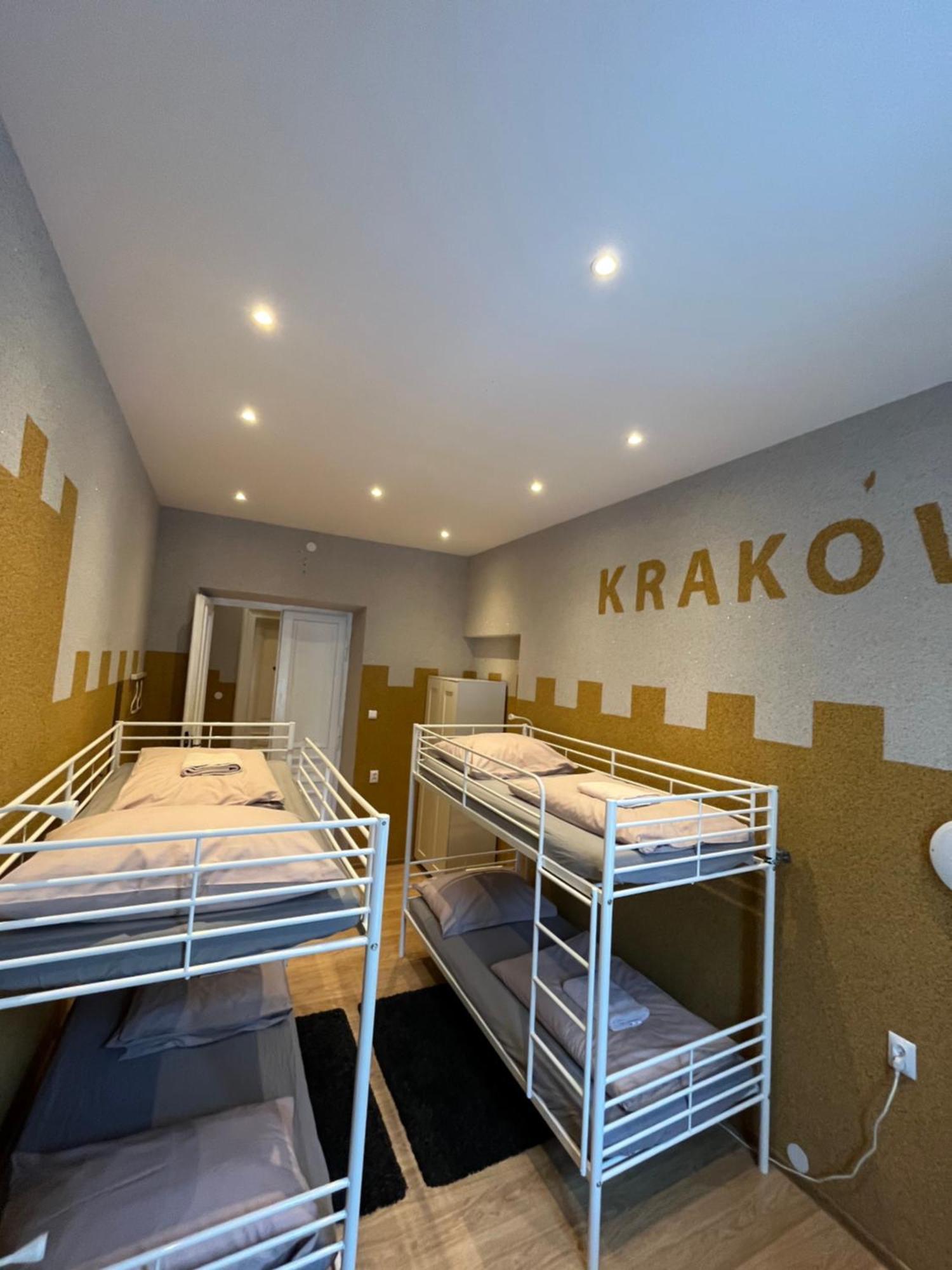 Girls Hostel Cracovia Exterior foto